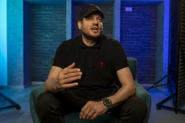 LALATOVIĆ BEZ DLAKE NA JEZIKU: U Zvezdi su MONSTRUMI, Stanojević je oštećen za titulu!