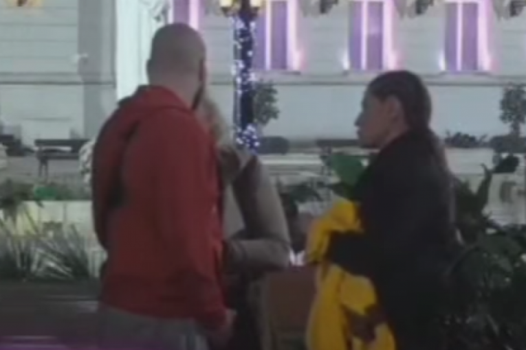 Zvezdan Slavnić i Ana Ćurčić pričaju sa Zoricom Marković Zadruga 6