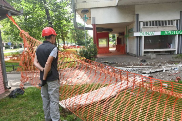 Pala fasada sa terase