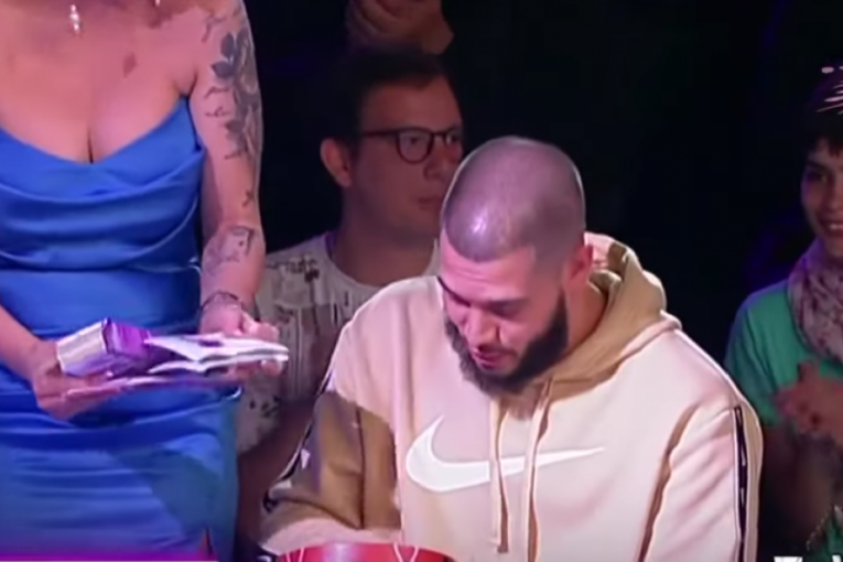 Dejan Dragojević poslao poklon Filipu Caru