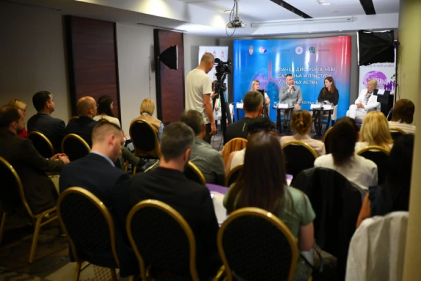 Održana panel diskusija na temu “Nova saznanja i pristupi u lečenju astme“