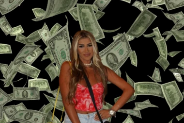 DALILA ZA PET MINUTA ZARADILA 8.000 EVRA! Dragojevićka ''mlati'' lovu, fanovi je PLAĆAJU da se snima! (FOTO)