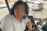 IZBACILA NAS JE KAO KRIMINALCE, BEZ IMALO EMPATIJE PREMA BOLESNOM DETETU: Beograđanin doživeo neprijatnost u tramvaju, a razlog je bio SUMANUT (FOTO)