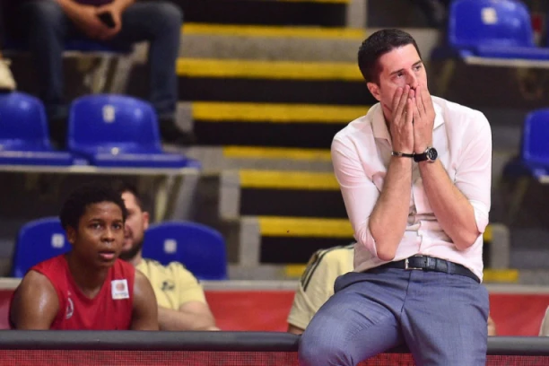 ŠOK U ŽELEZNIKU: RASTALI SE Nenad Stefanović i FMP!