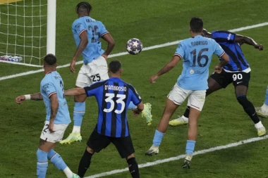 VEĆI BAKSUZ NE POSTOJI! Reprezentaciju je OJADIO na Mundijalu, a Inter ostavio bez TITULE! (VIDEO)