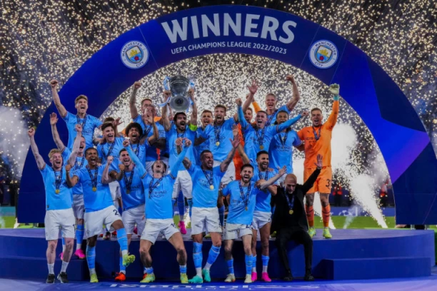 TRANSFER BOMBA NA OSTRVU: Hrvat predstavljen u Mančesteru!