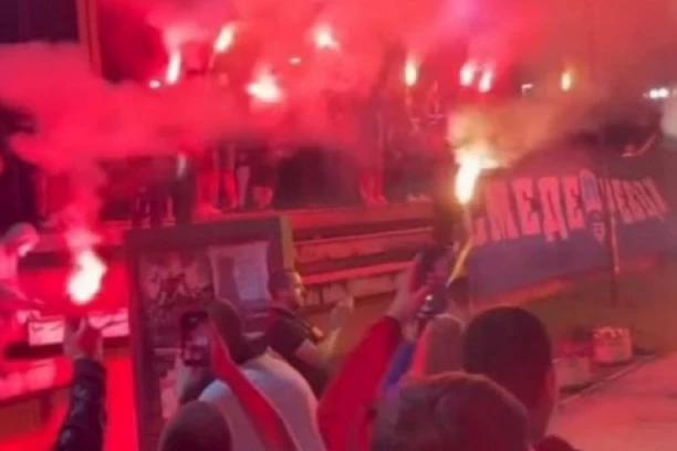 SPAVANJA NIJE BILO: Goreo je grad na Dunavu - Smederevo dočekalo svoje ŠAMPIONE! (FOTO GALERIJA)
