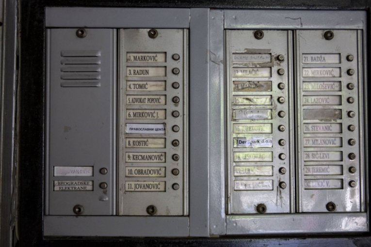 Intergfon u Narodnog fronta