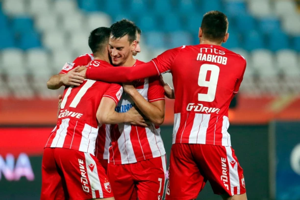 "BOMBA" U SUPERLIGI: Bivši igrač Zvezde POTPISAO za TSC!