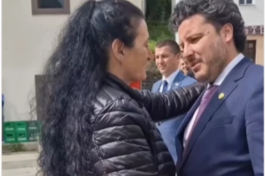 URNEBESAN VIDEO DRITANA ABAZOVIĆA I NJEGOVE SIMPATIZERKE! Ono kad te prijateljica sa "MesEndžera" stratuje i ponaša kao da se znate 100 godina! (VIDEO)