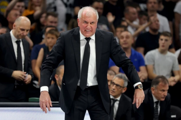 ŽELJKO OBRADOVIĆ LJUT: Evo ŠTA KAŽE o GUBITKU TROFEJA!