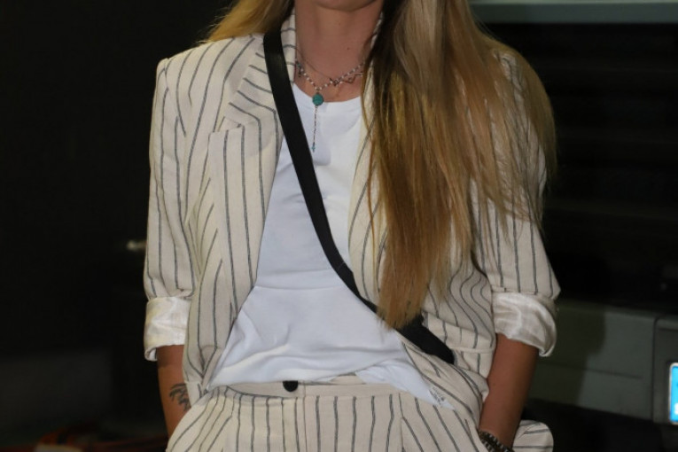 Ana Ćurčić Amidži šou