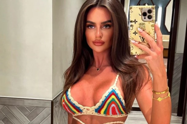 MIA JE BILA U VEZI SA NAJBOGATIJIM ROMOM: Kada vidite šta sve poseduje raspametićete se, a za krah veze okrivila njih! (FOTO)