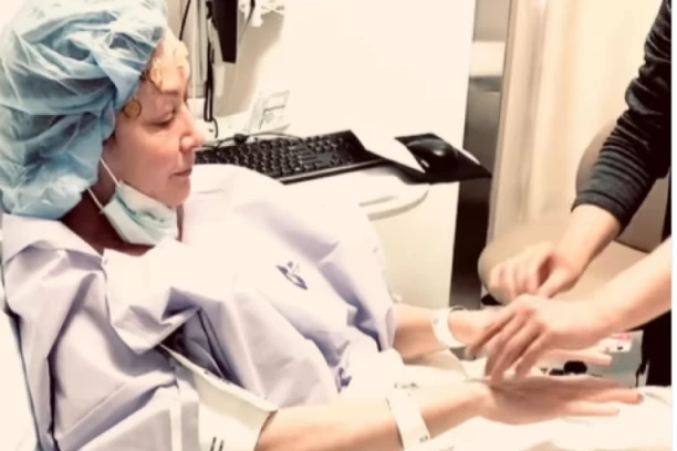 "RAK MOŽE I OVAKO DA IZGLEDA, SKAMENJENA SAM OD STRAHA" Glumici vade tumor iz mozga, podelila video