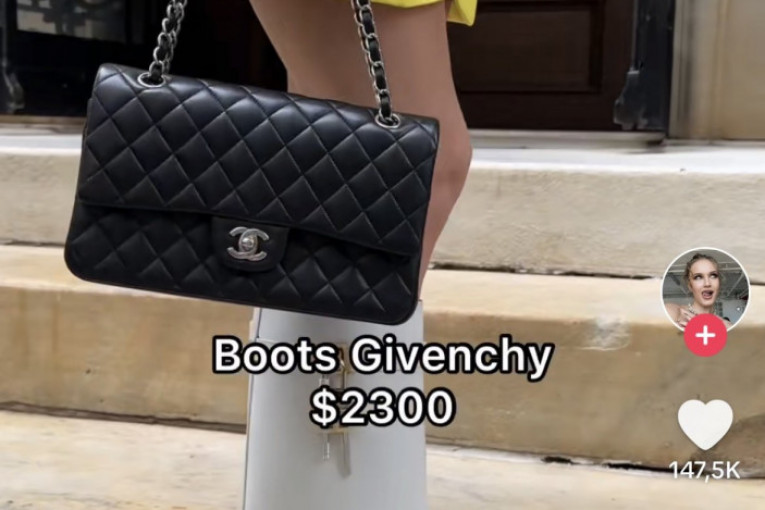 Bele čizme koje je Polina ponela