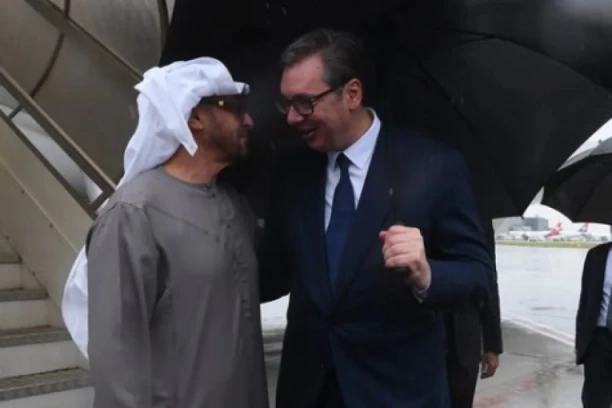 VUČIĆ GLAVNA VEST U UJEDINJENIM ARAPSKIM EMIRATIMA! Mediji i tamošnja vlast puni reči hvale za srpskog predsednika! (VIDEO)