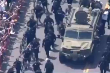 ISPLIVAO NAJNOVIJI SNIMAK! Specijalci ČUVAJU Jokića, OVAKO je Srbin EVAKUISAN! (VIDEO)