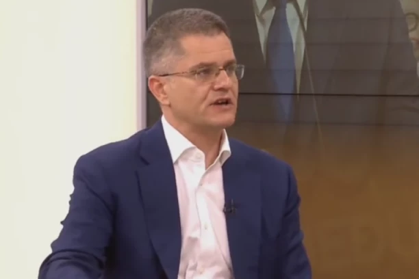 VUK JEREMIĆ PODNEO OSTAVKU NA MESTO PREDSEDNIKA STRANKE: Neće se ponovo kandidovati!