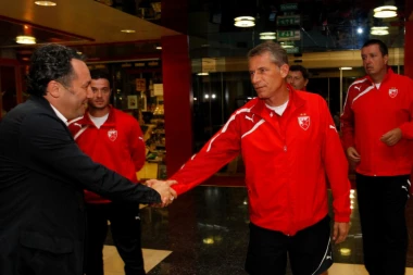 POVRATAK U SRPSKI FUDBAL: Nekadašnji trener Crvene zvezde na novom zadatku - cilj je TITULA! (FOTO GALERIJA)