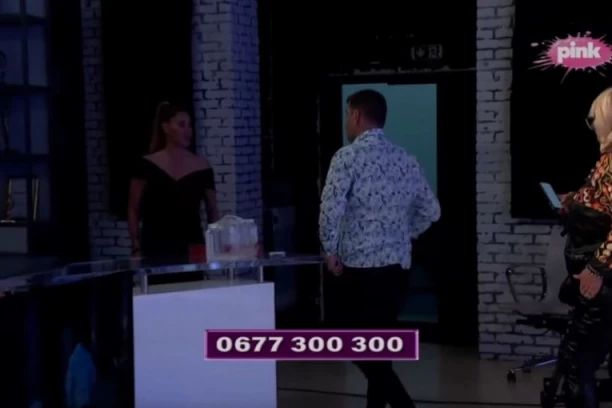 SKANDAL NA PINKU: Kamere ostale uključene, OBEZBEĐENJE razdvajalo Anu i Ivana za vreme reklama! (VIDEO)