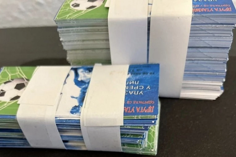 KO ĆE PRVI OTVORITI VRATA RAJA? Sve je spremno za spektakl - uoči istorijskog meča javnosti se obratio i nekadašnji fudbaler Partizana! (FOTO GALERIJA, VIDEO)