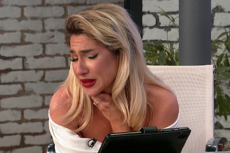 Jovana Jeremić se smeje i plače u jutarnjem programu