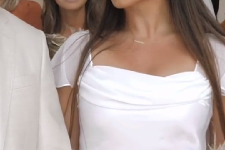 Druga haljina koju je Rejčel nosila