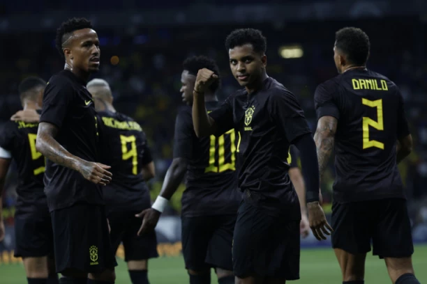 BRAZILCI ISPISALI ISTORIJU! Srušen MIT koji je trajao 109 godina!