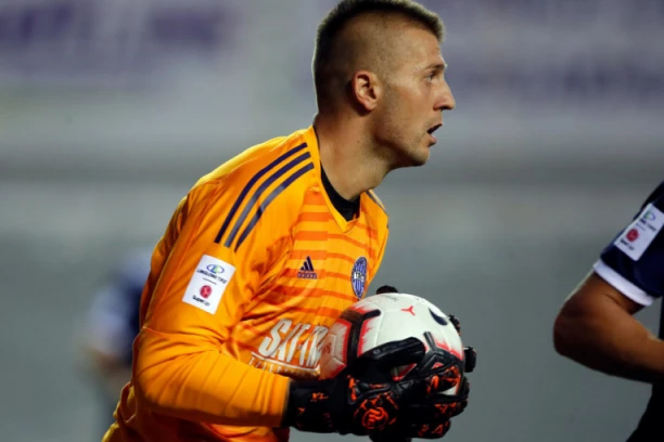 REŠENO PITANJE GOLMANA: Nenad Filipović POTPISAO!