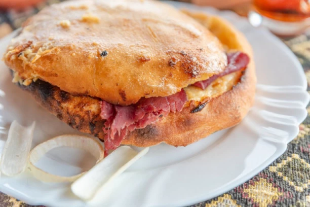 NAPRAVITE PRAVU KOMPLET LEPINJU KOD KUĆE: Najbolji DORUČAK na svetu se sprema nikad lakše!