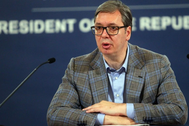 PREDSEDNIK VUČIĆ RAZGOVARAO SA STJUARTOM PIČOM: Glavna tema Kosovo i Metohija