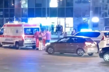 ČULA SE JAKA ŠKRIPA GUMA, PA UDARAC: Očevici o jezivoj nesreći na Konjarniku - devojke su bukvalno odletele!