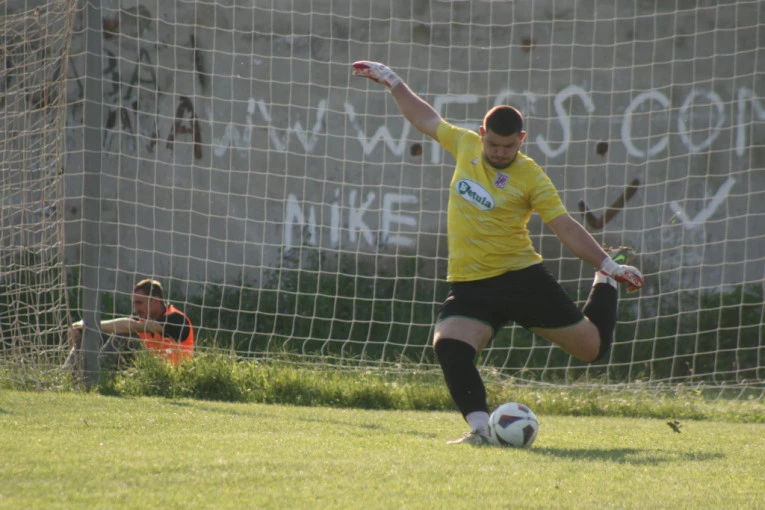 DVA PRIZNANJA ZA TIM IZ MORAVCA: Pored najboljeg igrača, u redovima Mladosti je i "jedinica" broj jedan u ligi!
