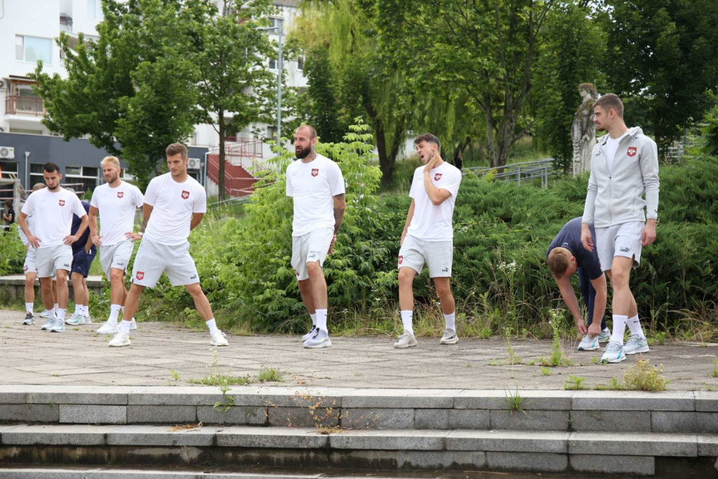 Razgibavanje "orlova" uoči meča protiv Bugarske