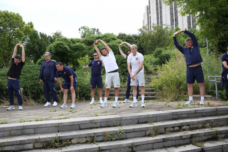Razgibavanje "orlova" uoči meča protiv Bugarske
