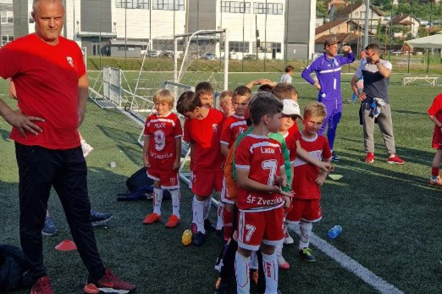 Škola fudbala Zvezdica