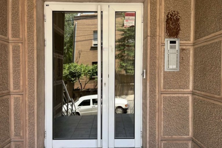 Zgrada u kojoj je ljubavnica Vidoja Ristovića, Danijela B, imala salon za masažu