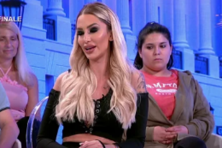 Aleksandra Nikolić, Narod pita