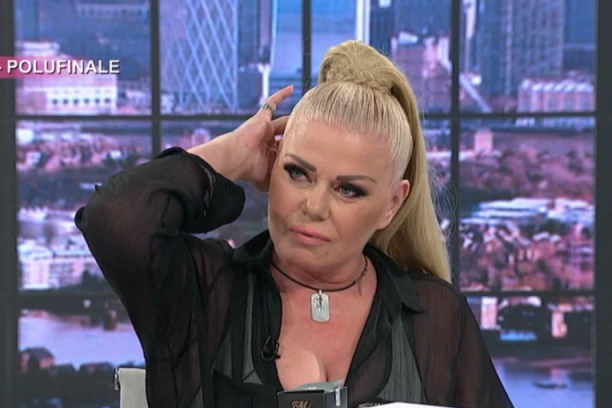 ZORANA PAVIĆ PROGOVORILA O BOLESTI! Pevačica sa sa knedlom u grlu prisetila čudnih simptoma! Evo zašto su nastali!