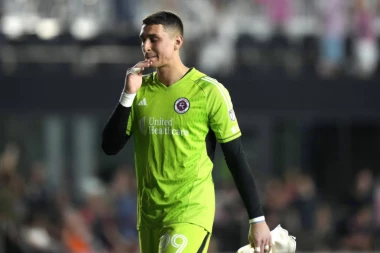 PETROVIĆ IDE VIDIĆEVIM STOPAMA - Srbin stiže na "Old Traford"