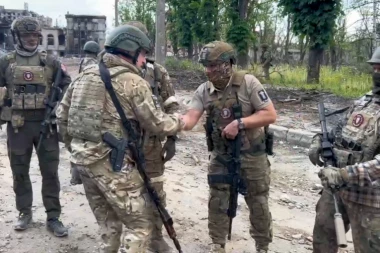 (UZNEMIRUJUĆE!) POBUNJENICI NAPRAVILI PRAVI POKOLJ RUSA: Velika pobeda lokalnih boraca nad plaćeničkom grupom Vagner (VIDEO)
