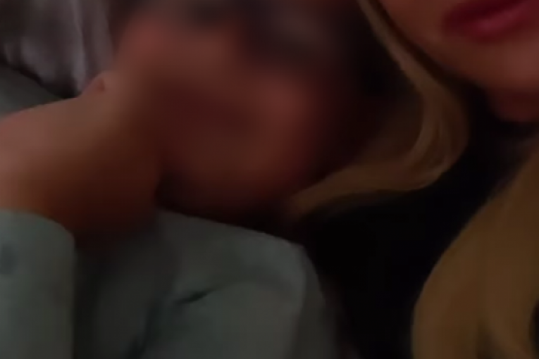 Selba Bajrami sa sinom