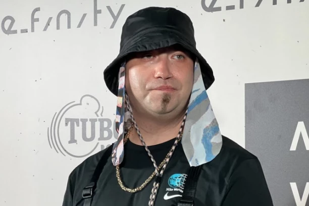 MAJKA GA JE OBILAZILA U ZATVORU, OTAC NIKADA! Rasta nikada neće zaboraviti SUZE roditelja: Prvi put sam video tatu da plače kad...