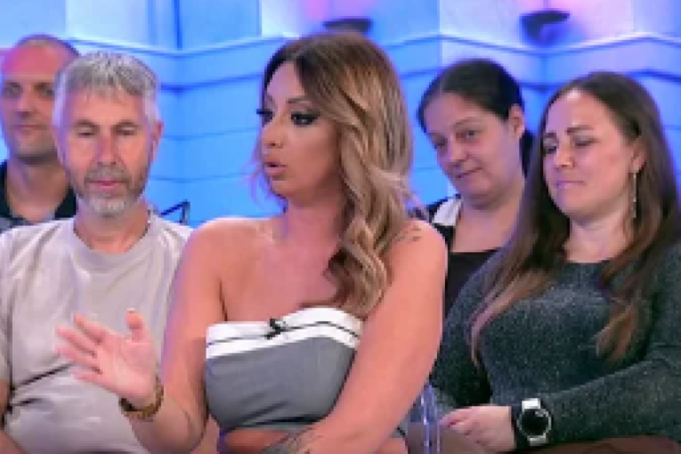 Ana Spasojević, Narod pita