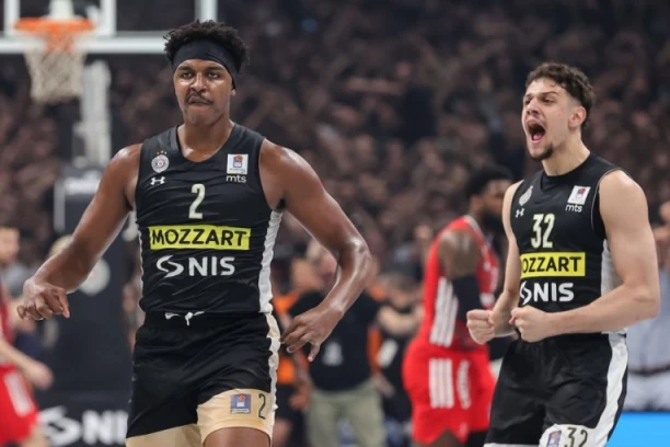 U NAREDNE DVE GODINE KOJE ĆU PROVESTI OVDE MOŽEMO NA FAJNAL-FOR! Ledej RAZGALIO Grobare pa otkrio ČIJE ponude je ODBIO!