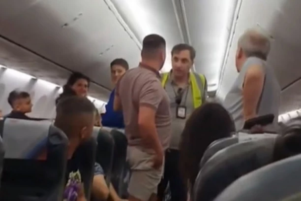 OTKRIVENA ISTINA O SNIMKU KOJI JE UZNEMIRIO SRBIJU: Muškarca optuživali da je udario ženu sa malim detetom, a ovo je novi UGAO drame (VIDEO)