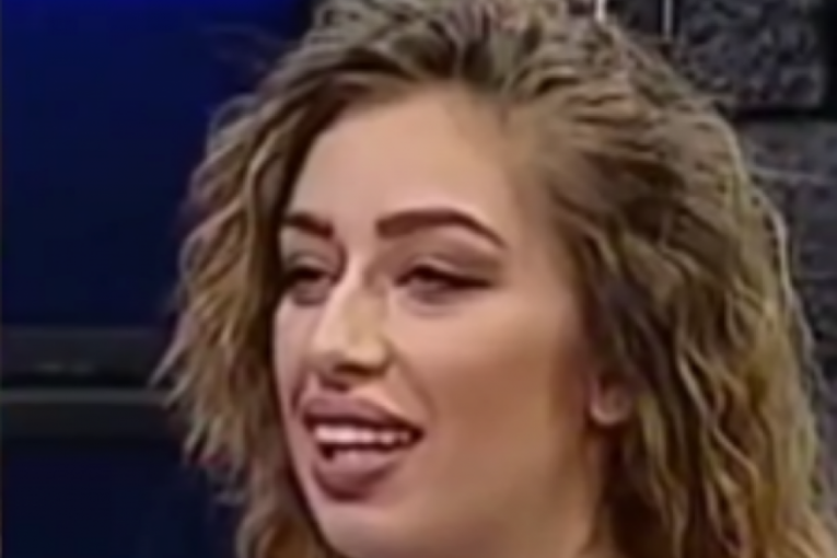 Tea Tairović pre operacija