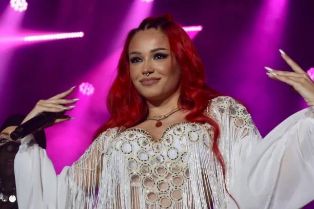 BRUTALNA PROVOKACIJA! Breskvica uključila VREĐALICU, ovo joj neće oprostiti! (VIDEO)