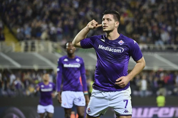 JOVIĆ PUNI KASU REALA! Srbin NAPUŠTA Fiorentinu, u Madridu SLAVE njegov transfer!
