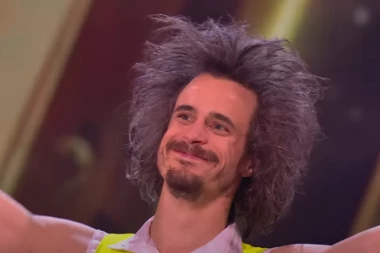 POBEDNIK BRITANSKOG ŠOU PROGRAMA "JA IMAM TALENAT" SE OVIM POTEZIMA OSIGURAO DA GA PUBLIKA NE ZABORAVI: Viggo Venn broji milione pregleda, a ovako ih je "zaradio!"